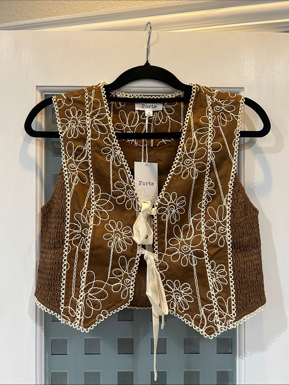 Forte Brown Crop Vest with White Floral Embroidery and Tie Front